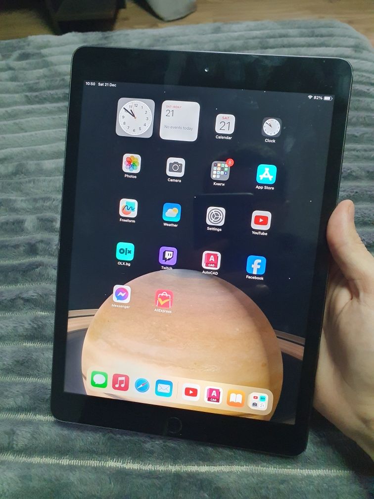 IPad 8th generation 128 gb с. Копривлен • OLX.bg