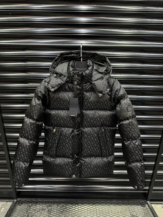 Geaca de barbati boss la super oferta calitate superioara