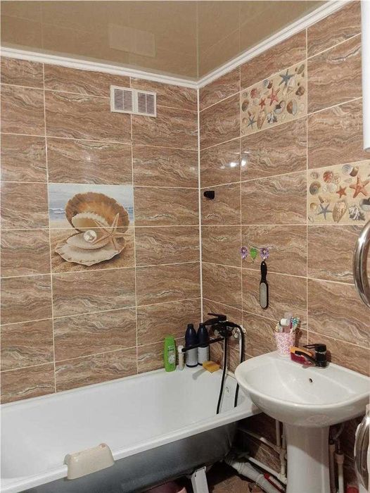 Сейфуллина, продам 2х ком, 3этаж