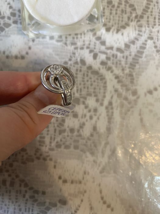 Продаю кольцо