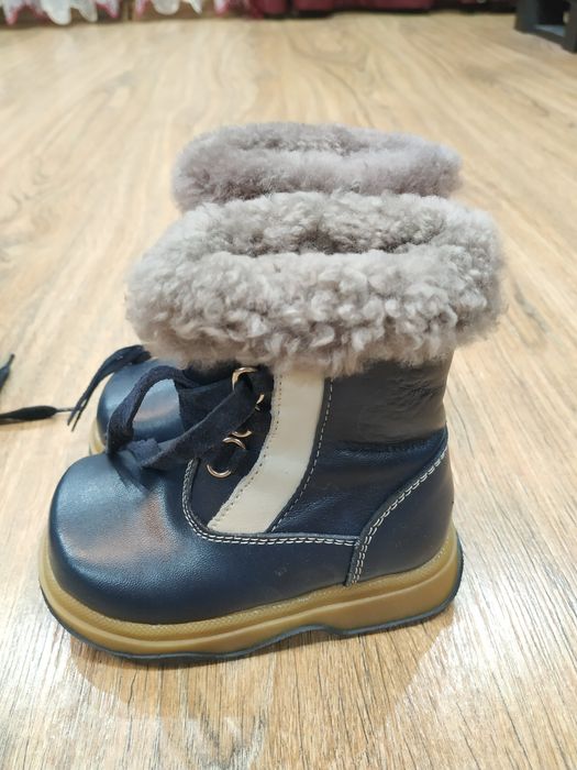 Продам обувь для малышей.