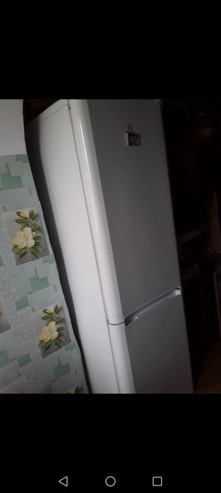 Продается Холодильник в отличном состоянии