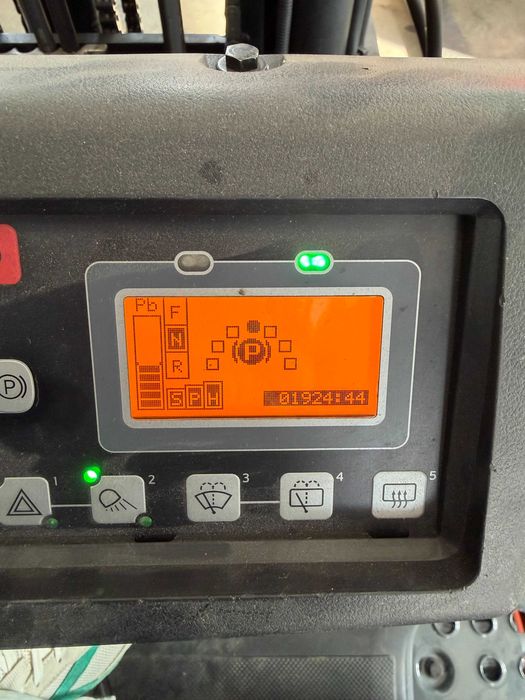 Stivuitor electric Toyota