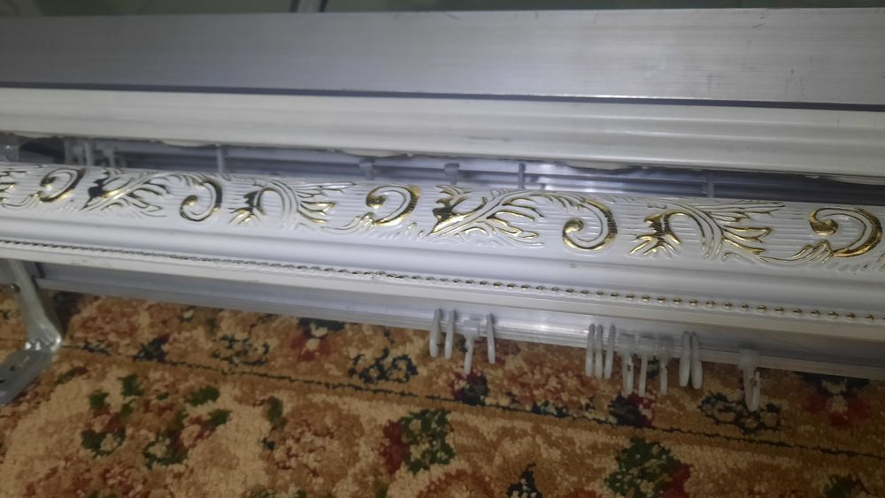 Гардины деревянные .