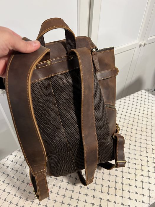 Ghiozdan din piele naturala