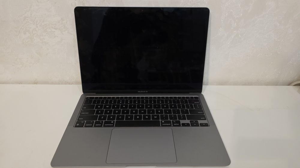 Macbook air M1 256