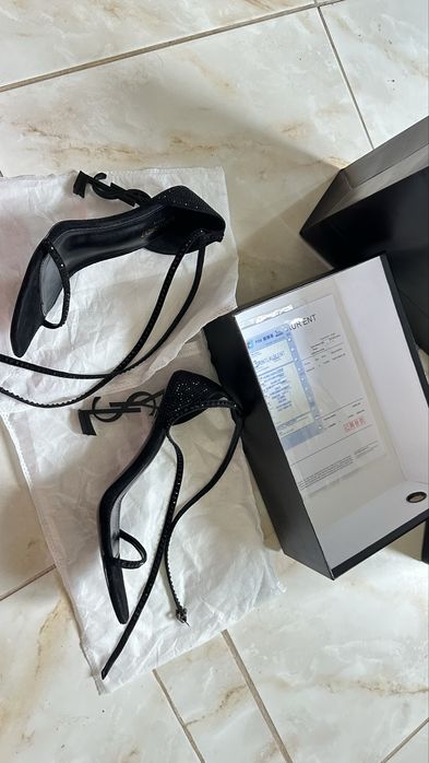 Брендовые босоножки 39