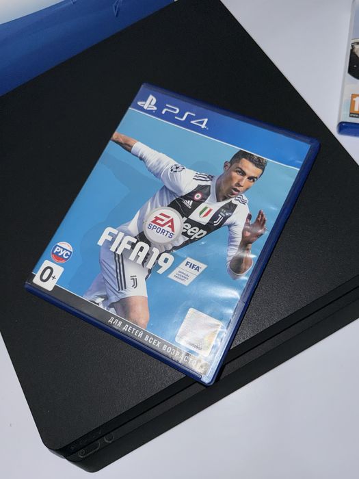 FIFA17, FIFA19 на ps4