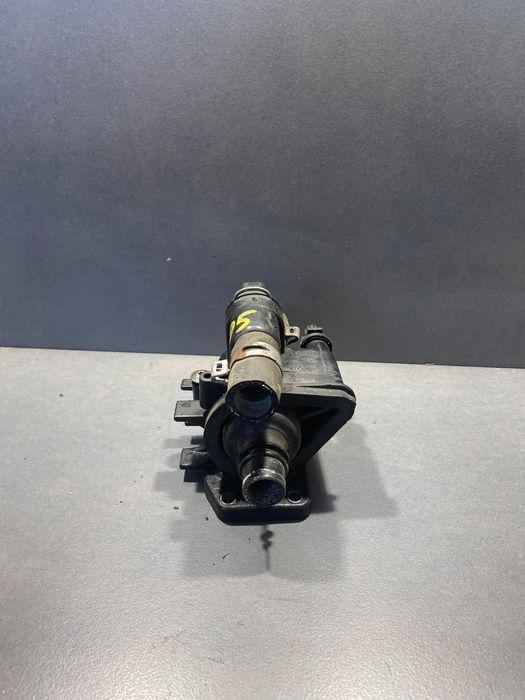 Carcasa termostat 96543 938 80 Citroen C3 2002 1.4 HDi MT (70 hp)