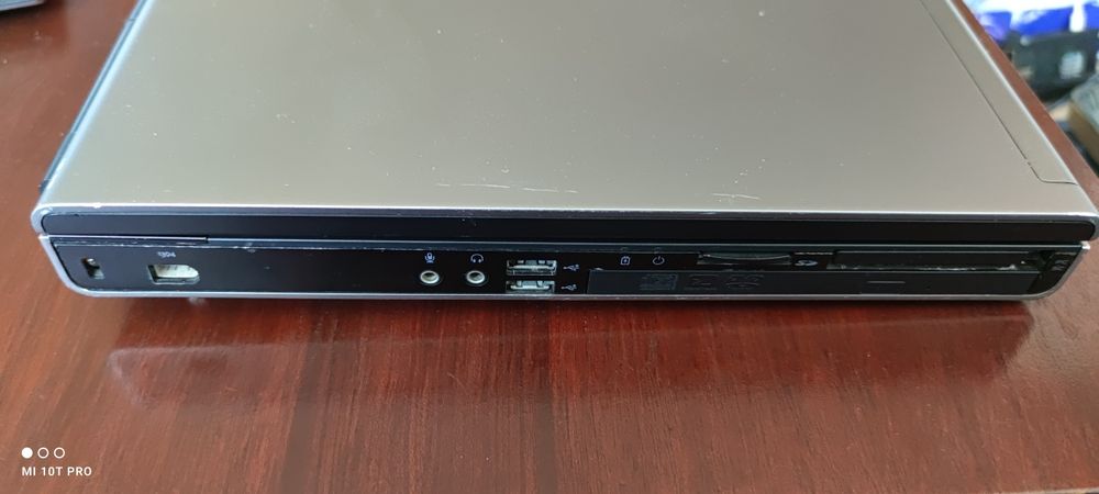 продавам лаптоп Dell m6500