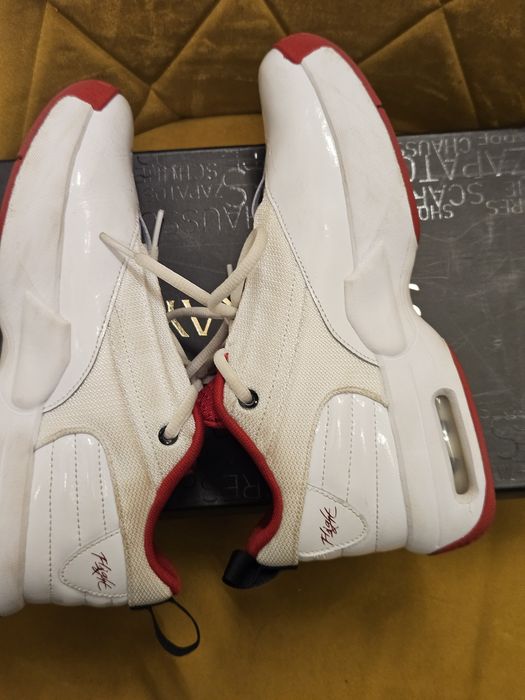 Маратонки Jordab Jordan  MAX AURA 6