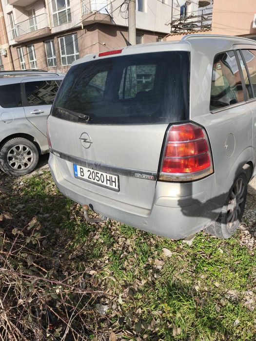 Opel Zafira 1.9D 150 hp 2007г.