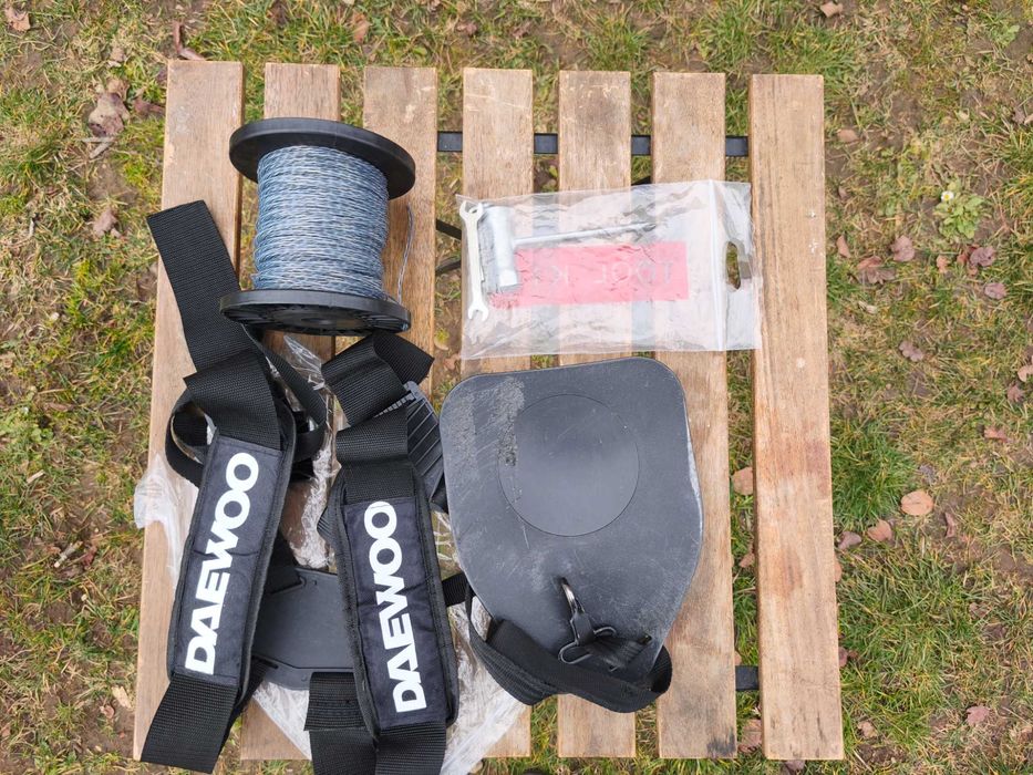 Бензинов тример DAEWOO DBC 520 / Моторна коса