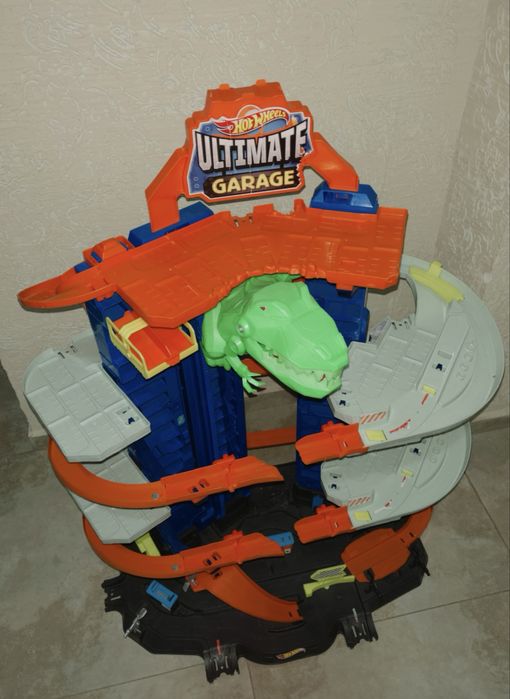 Hot Wheels гараж