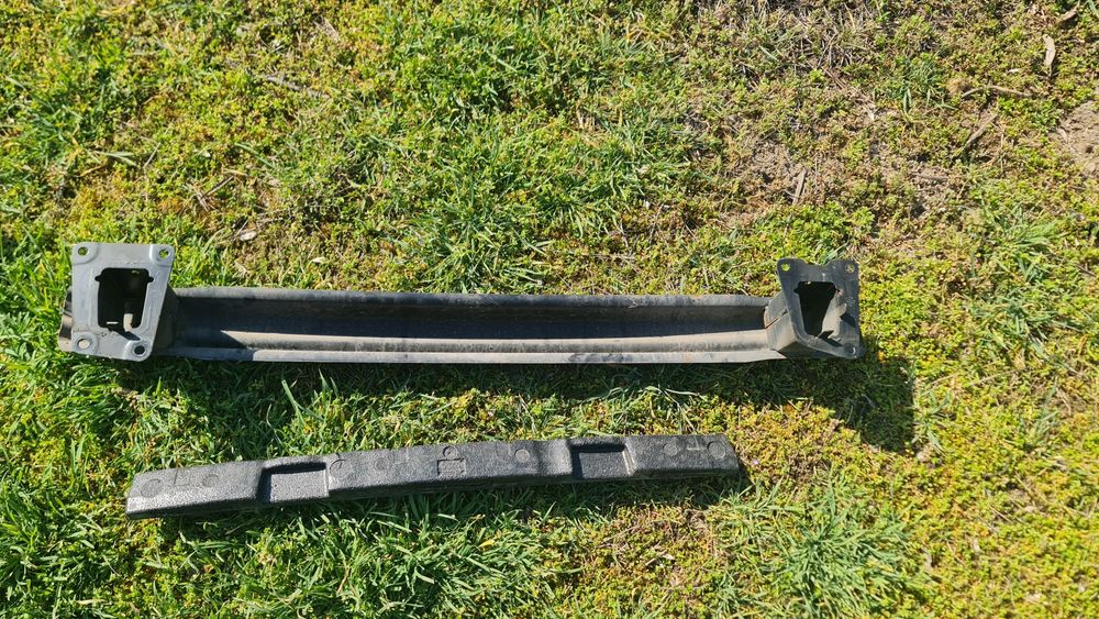 Задна греда за Пасат B6