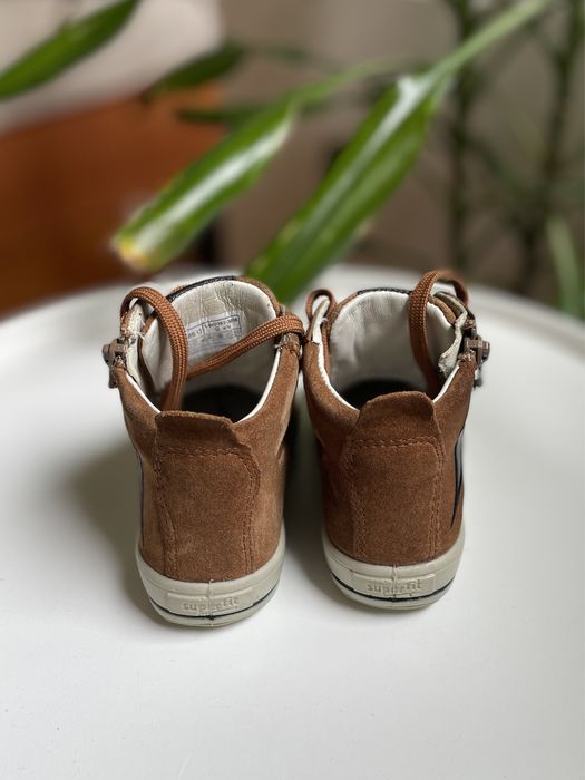 Детски боти Superfit естествена кожа