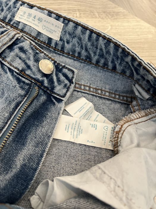 Blugi Primark de damă.