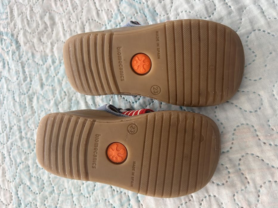 Бебешки обувки момчешки. Clarks, biomecanics, kickers, next, superga.