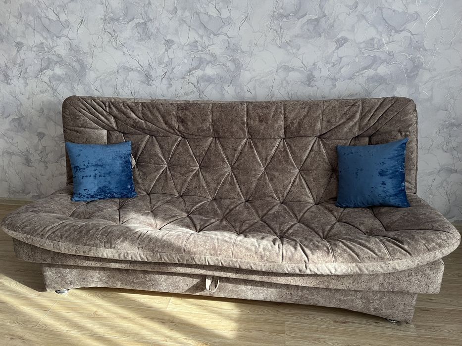 Диван/ мягкая мебель