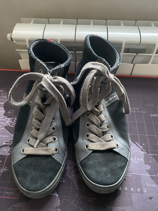 Adidași  înalți Tommy Hilfiger