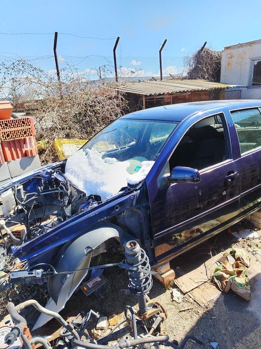 Фолцваген Голф 4  1.6 с р