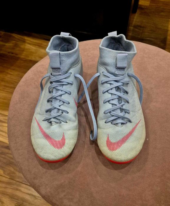 Детски футболни обувки 34 номер