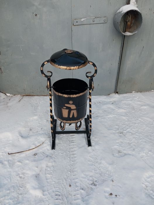 Урны уличные новые !!!