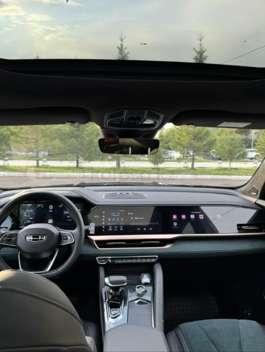 Продам Geely Monjaro 2024 г