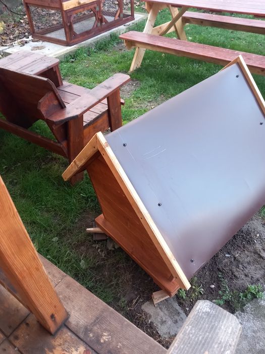 Coteț pentru câini de talie medie