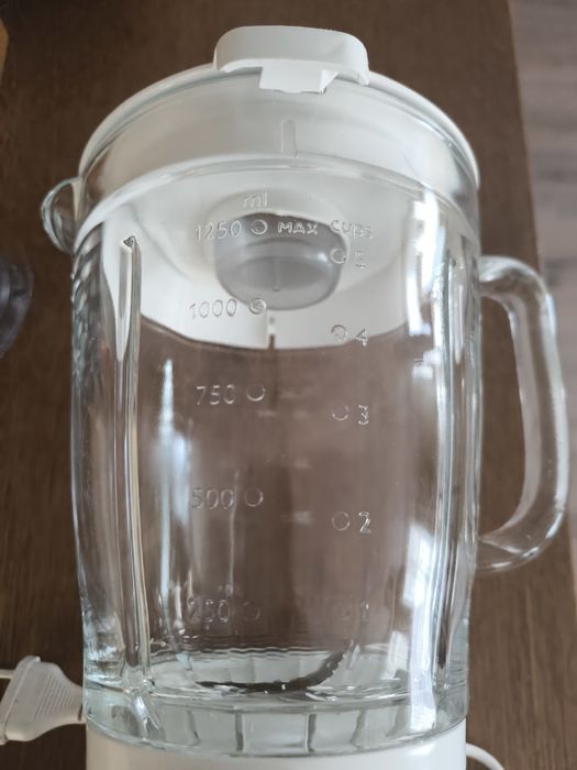 Блендер Philips Daily Collection HR2106/00