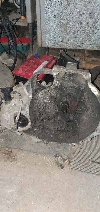 Продам коробку NISSAN