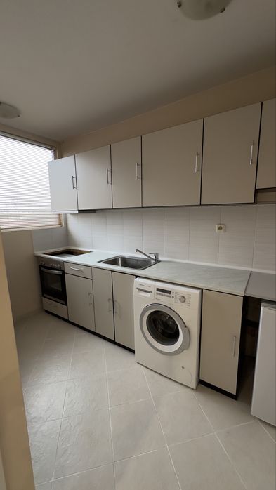 Дава се под наем Двустаен апартамент в Пловдив, Изгрев - 60 кв.м за 229.5 € - Снимка #2