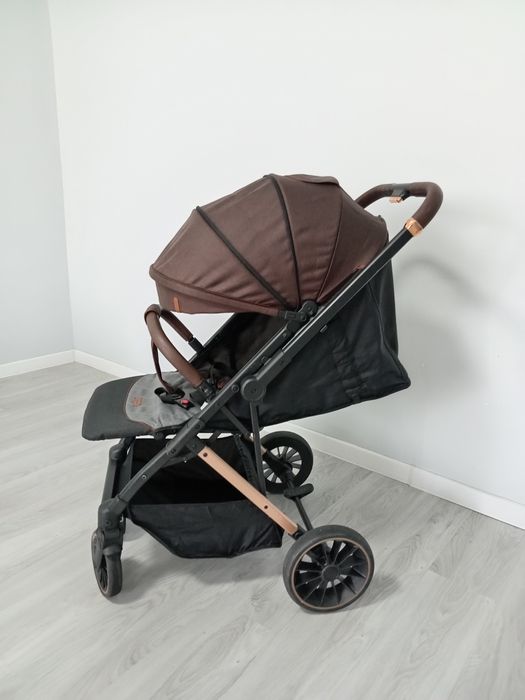 Коляска детская продаётся