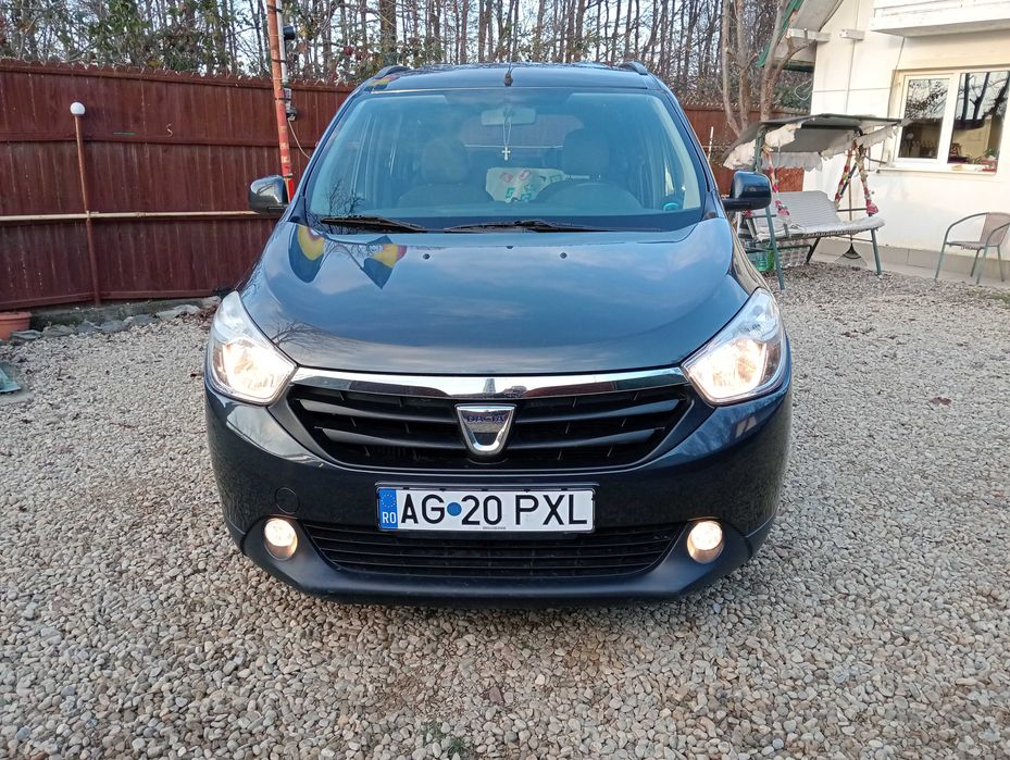 Lodgy Prestige 2014,motor 1,2 TCe-turbo,7 locuri-115 cp,proprietar,E5