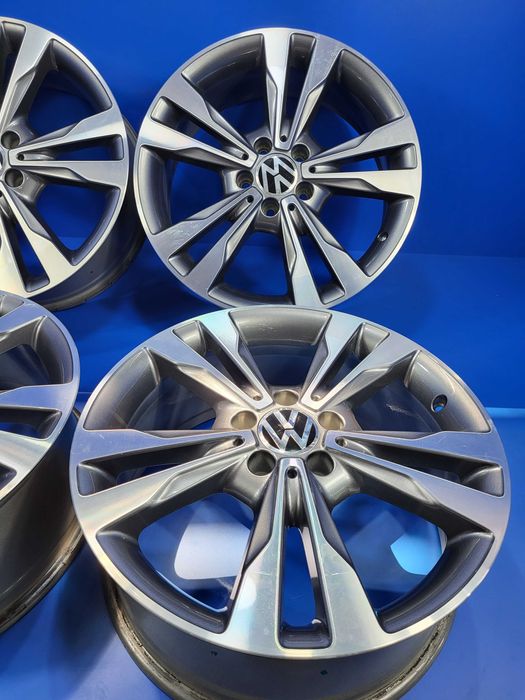Vand jante R18 Bicolore pt Vw Passat CC, Golf 5-6-7, Sharan, Tiguan