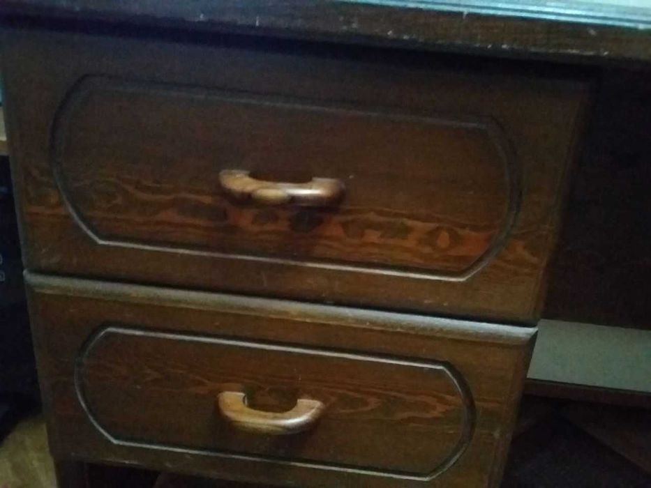 Письменный стол. Дерево.