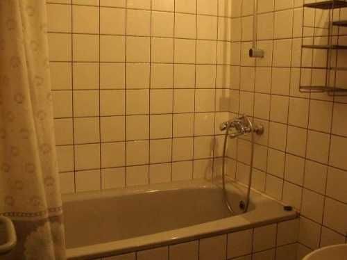 Дава се под наем Двустаен апартамент в Бургас, Меден рудник - зона А - 65 кв.м за 125 € - Снимка #5