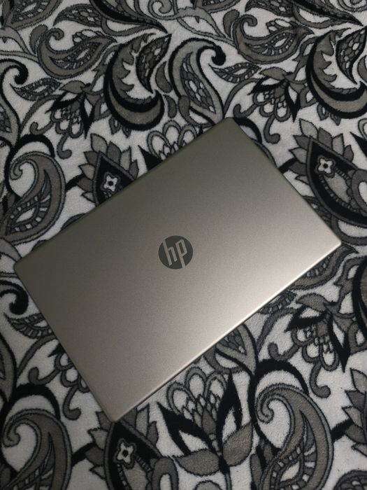 Laptop HP 15-fc0031nq