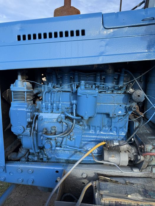 Трактор МТЗ-80                    .