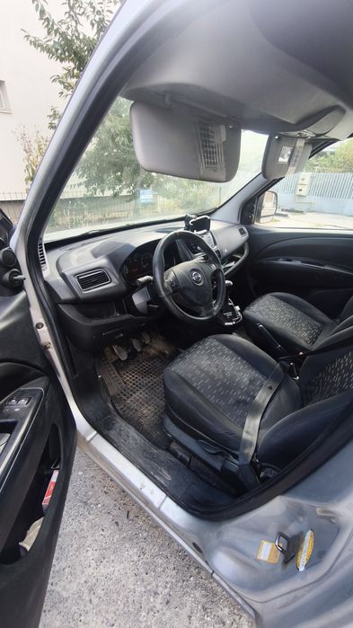 Vând Opel Combo D - Van