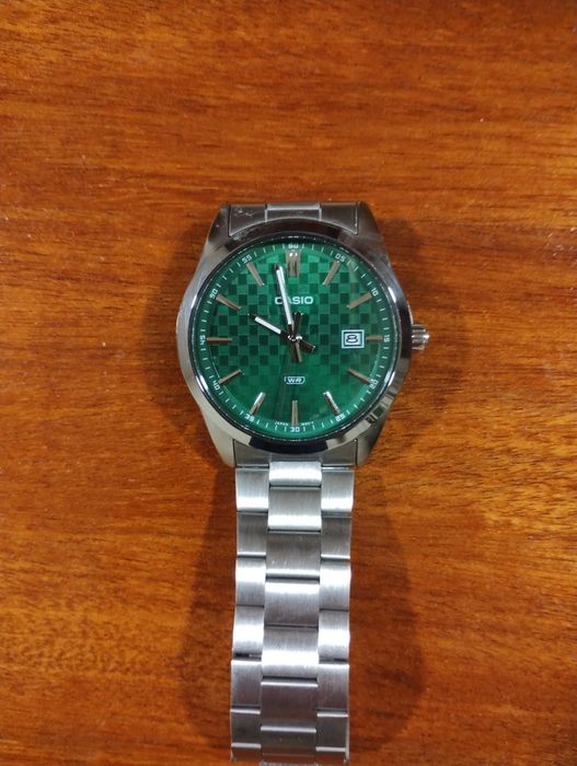 Нови часовници Casio Edifice