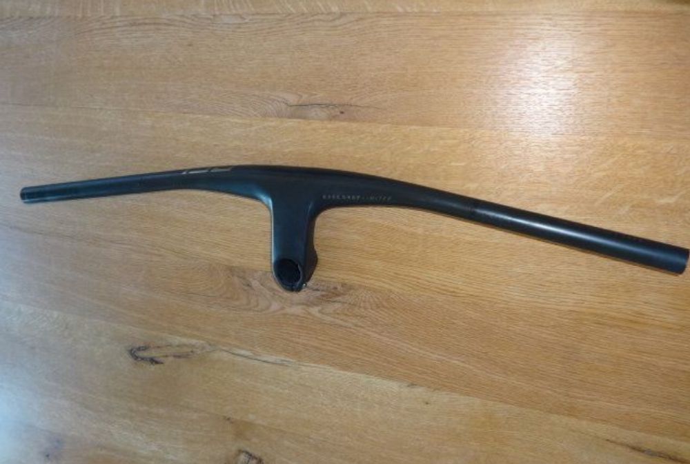 Карбоново кормило Bontrager RSL