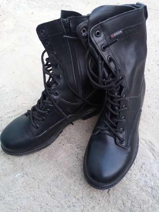 Продам сапоги бердцы кожа новые