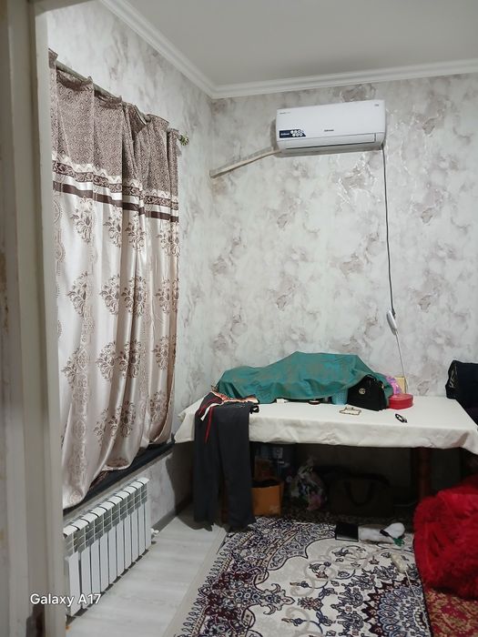 Продаж срочно Меробод.2.ком.2/1/1/этажни ОкБилол. Ориентир Рисивый