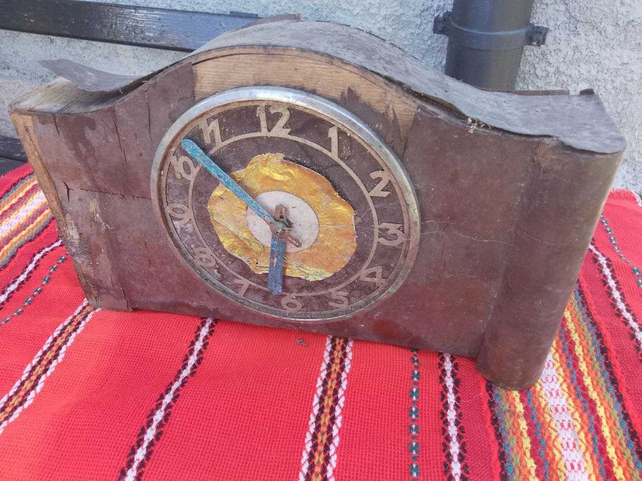 Настолен часовник за реставрация (1938 година)