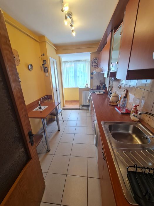 Vind 2camere decomandate