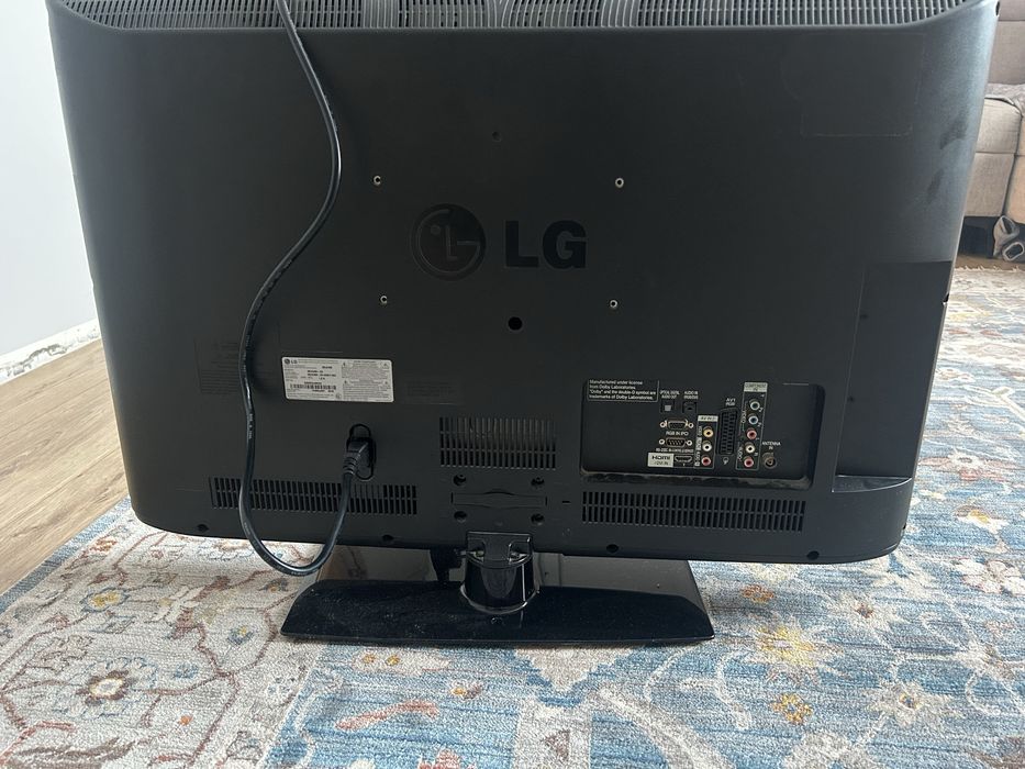 Продам телевизор