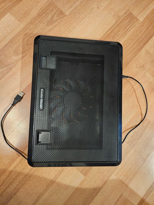 Cooler Master охладител поставка за лаптоп