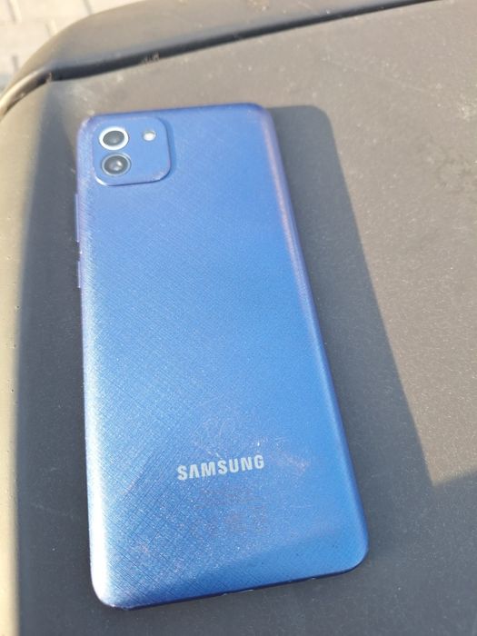Vand două telephone Samsung