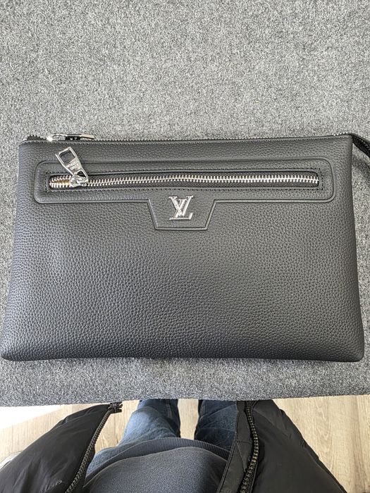 Луксозни мъжки портмонета Burberry,Louis Vuitton,Montblanc